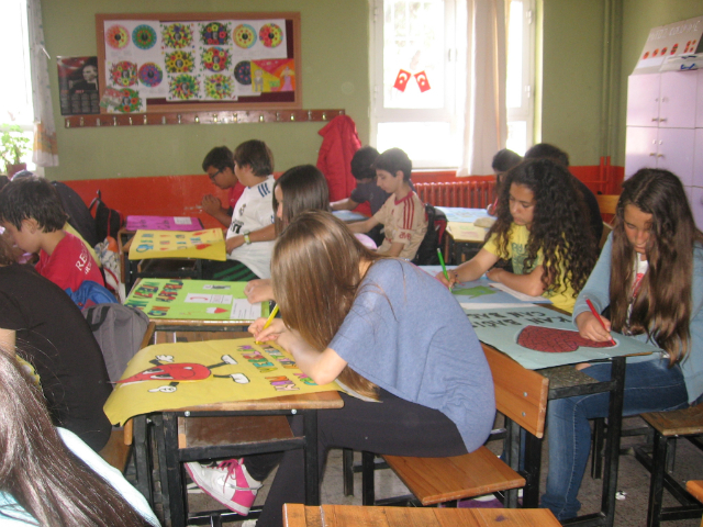Bilinçli Gençler Derneği - Türkiye Bilinçli Gençlik Projesi - "KAN VERELİM CAN KURTARALIM-2" - Bergama Zübeyde Hanım Ortaokulu - İZMİR