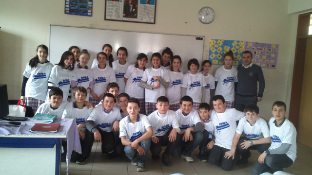 Bilinçli Gençler Derneği - Türkiye Bilinçli Gençlik Projesi - "ORADA BİR KARDEŞ OKUL VAR UZAKTA" - Ardeşen Alparslan Okulu - RİZE