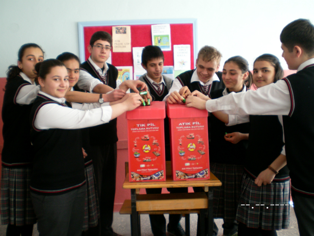 Bilinçli Gençler Derneği - Türkiye Bilinçli Gençlik Projesi - "BİZ ÇEVRE DOSTUYUZ" - Burdur Anadolu Lisesi - BURDUR