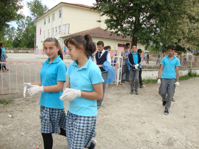 Bilinçli Gençler Derneği - Türkiye Bilinçli Gençlik Projesi - "ÇEVRE BİLİNCİ" - Karaş İlköğretim Okulu - KASTAMONU