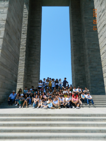 Bilinçli Gençler Derneği - Türkiye Bilinçli Gençlik Projesi - "ŞEHİTLİKLERİ GEZİYORUZ" - Çanakkale Fen Lisesi - ÇANAKKALE