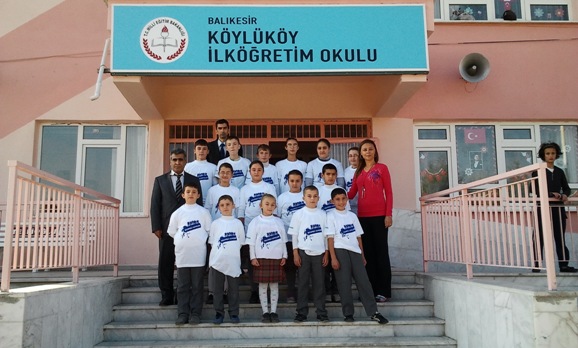 Bilinçli Gençler Derneği - Türkiye Bilinçli Gençlik Projesi - "KÖYÜMÜZDEN SEVGİLER" - Köylüköy İlköğretim Okulu - BALIKESİR