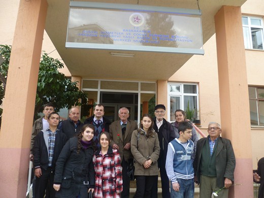 Bilinçli Gençler Derneği - Türkiye Bilinçli Gençlik Projesi - "HUZUREVİ ZİYARETİ" - Görele Lisesi - GİRESUN