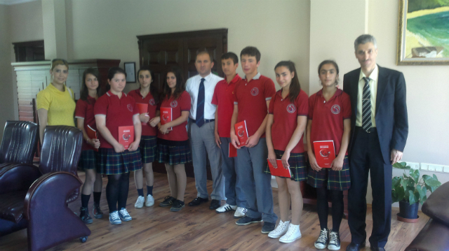 Bilinçli Gençler Derneği - Türkiye Bilinçli Gençlik Projesi - "GEÇMİŞİMİZ VE GELECEĞİMİZ: GAZİLERİMİZ" - Dikili Çok Programlı Lise - İZMİR