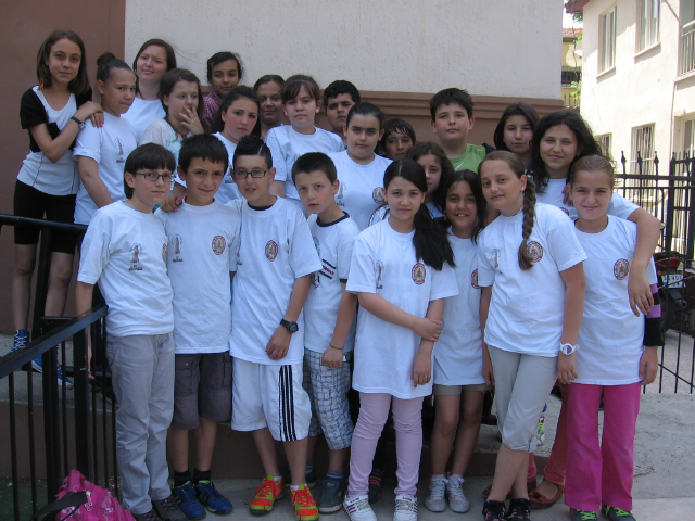 Bilinçli Gençler Derneği - Türkiye Bilinçli Gençlik Projesi - "BİTKİSEL ATIK YAĞLARI TOPLUYORUM ÇEVREMİ KORUYORUM" - Bergama Zübeyde Hanım Ortaokulu - İZMİR