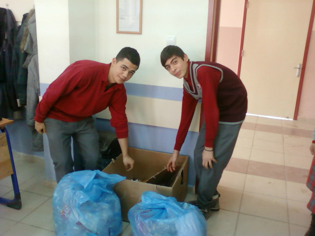 Bilinçli Gençler Derneği - Türkiye Bilinçli Gençlik Projesi - "ATIK KAĞIT" - Osmangazi Anadolu Lisesi - AFYONKARAHİSAR