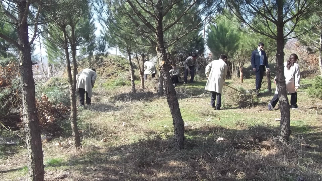 Bilinçli Gençler Derneği - Türkiye Bilinçli Gençlik Projesi - "ORMANLARIMIZA SAHİP ÇIKALIM" - Kalkım Çok Programlı Lisesi - ÇANAKKALE