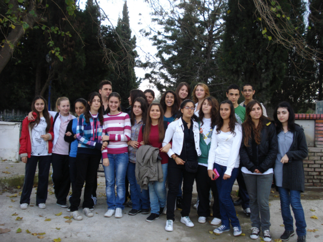 Bilinçli Gençler Derneği - Türkiye Bilinçli Gençlik Projesi - "KOMŞU KOMŞU" - Celal Toraman Anadolu Lisesi - BALIKESİR