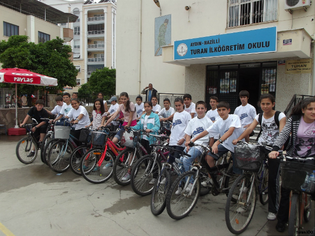 Bilinçli Gençler Derneği - Türkiye Bilinçli Gençlik Projesi - "BİR PEDAL DA SEN ÇEVİR" - Turan İlköğretim Okulu - AYDIN