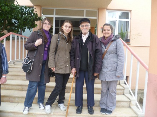 Bilinçli Gençler Derneği - Türkiye Bilinçli Gençlik Projesi - "HUZUREVİ ZİYARETİ" - Görele Lisesi - GİRESUN