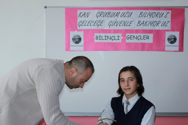 Bilinçli Gençler Derneği - Türkiye Bilinçli Gençlik Projesi - "KAN GRUBUMUZU BİLİYORUZ, GELECEĞE GÜVENLE BAKIYORUZ" - Körküler İlköğretim Okulu - ISPARTA