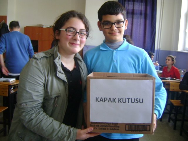 Bilinçli Gençler Derneği - Türkiye Bilinçli Gençlik Projesi - "KAPAK + PİL ÇEVRENİN KIYMETİNİ BİL" - Tes-İş Adapazarı Anadolu Lisesi - SAKARYA