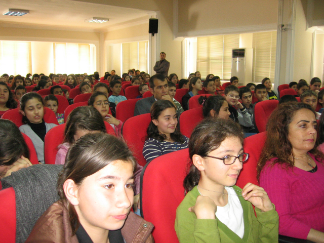 Bilinçli Gençler Derneği - Türkiye Bilinçli Gençlik Projesi - "BİTKİSEL ATIK YAĞLARI TOPLUYORUM ÇEVREMİ KORUYORUM" - Bergama Zübeyde Hanım Ortaokulu - İZMİR