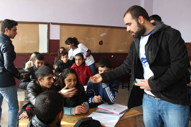 Bilinçli Gençler Derneği - Türkiye Bilinçli Gençlik Projesi - "MADDE BAĞIMLILIĞI VE ZARARLARI" - Dicle Üniversitesi Bilinçli Gençler Topluluğu - DİYARBAKIR