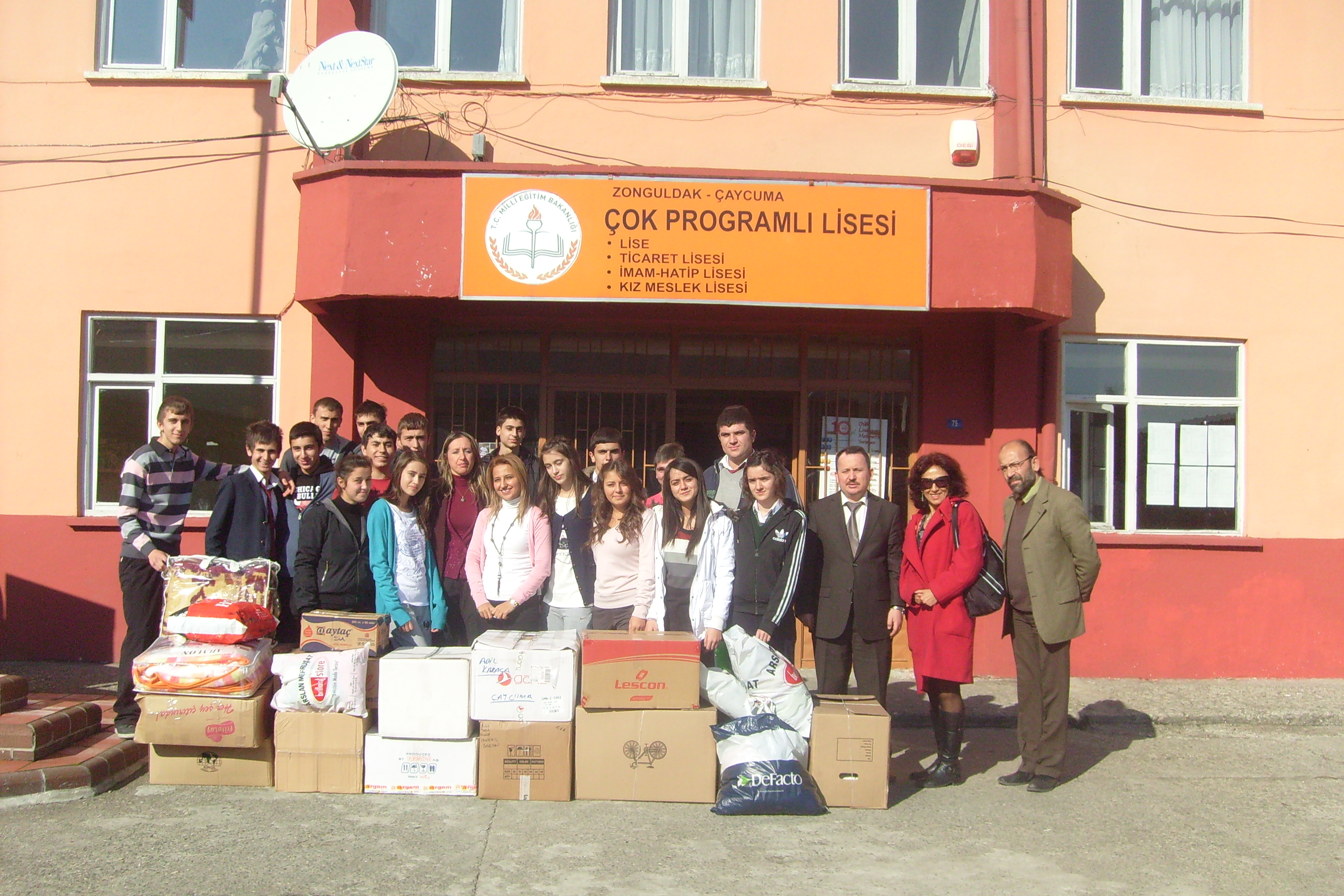 Bilinçli Gençler Derneği - Türkiye Bilinçli Gençlik Projesi - "VAN İÇİN EL ELE" - Çaycuma Çok Programlı Lisesi - ZONGULDAK