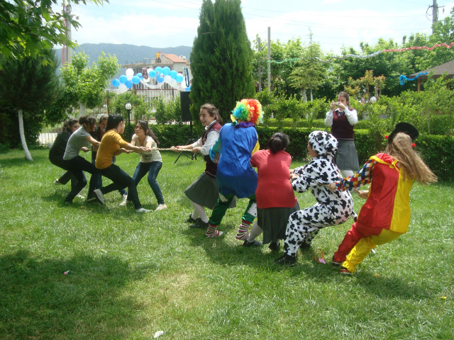 Bilinçli Gençler Derneği - Türkiye Bilinçli Gençlik Projesi - "HAYATI PAYLAŞMAK İÇİN ENGEL YOK!" - Bucak Anadolu Lisesi - BURDUR