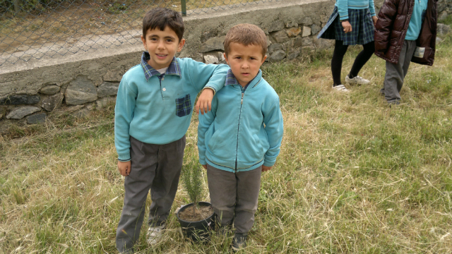 Bilinçli Gençler Derneği - Türkiye Bilinçli Gençlik Projesi - "FİDANIMI DİKİYORUM" - Çırpılar İlköğretim Okulu - ÇANAKKALE