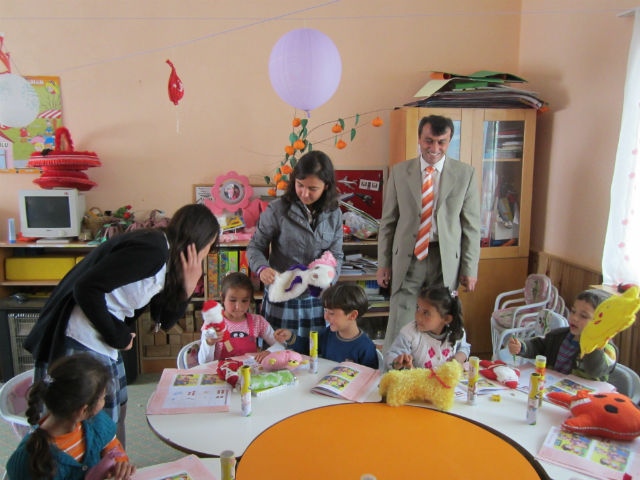 Bilinçli Gençler Derneği - Türkiye Bilinçli Gençlik Projesi - "ÇOCUKLUĞUNU, ÇOCUKLARLA PAYLAŞ" - Burdur Kız Teknik ve Meslek Lisesi - BURDUR