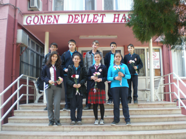 Bilinçli Gençler Derneği - Türkiye Bilinçli Gençlik Projesi - "ŞİFA DAĞITAN GÜLÜMSEMELER" - Gönen Anadolu Lisesi - BALIKESİR