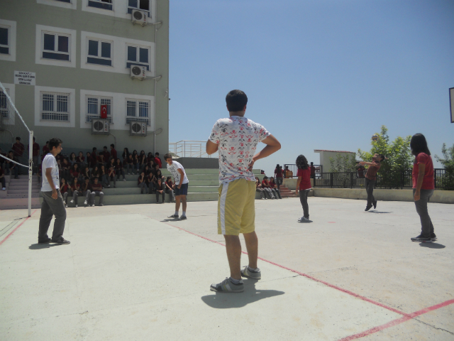 Bilinçli Gençler Derneği - Türkiye Bilinçli Gençlik Projesi - "SPORUN ÖĞRENCİLERE SEVDİRİLMESİ" - Seyhan Anadolu Lisesi - ADANA