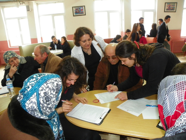 Bilinçli Gençler Derneği - Türkiye Bilinçli Gençlik Projesi - "KAN VERİN HAYAT KURTARIN" - Lüleburgaz Atatürk Anadolu Lisesi - KIRKLARELİ