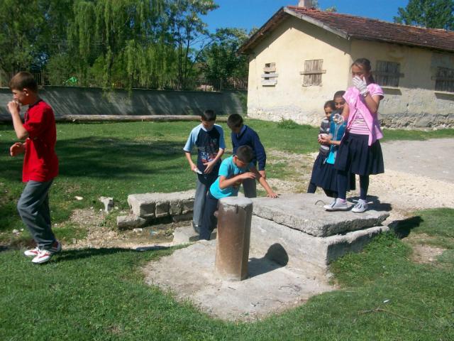 Bilinçli Gençler Derneği - Türkiye Bilinçli Gençlik Projesi - "KÖYÜMÜZÜ TEMİZLEYELİM" - Duruçay İlköğretim Okulu - KASTAMONU